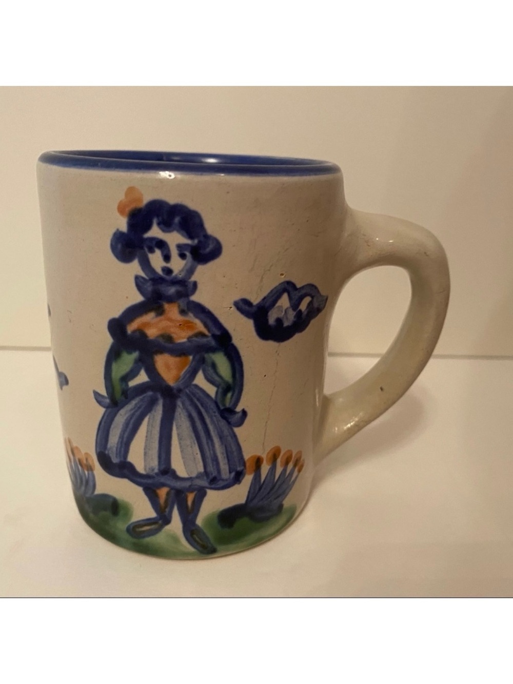 M A HADLEY MUG POTTERY BLUE WHITE FANCY LADY DINING HOME